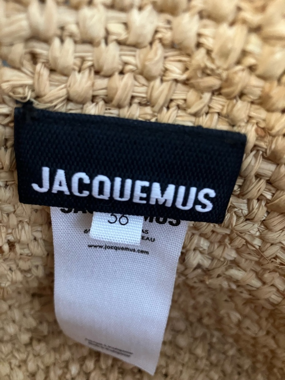 Jacquemus Beige Straw Hat with Black Logo Tag - Picture 2 of 9